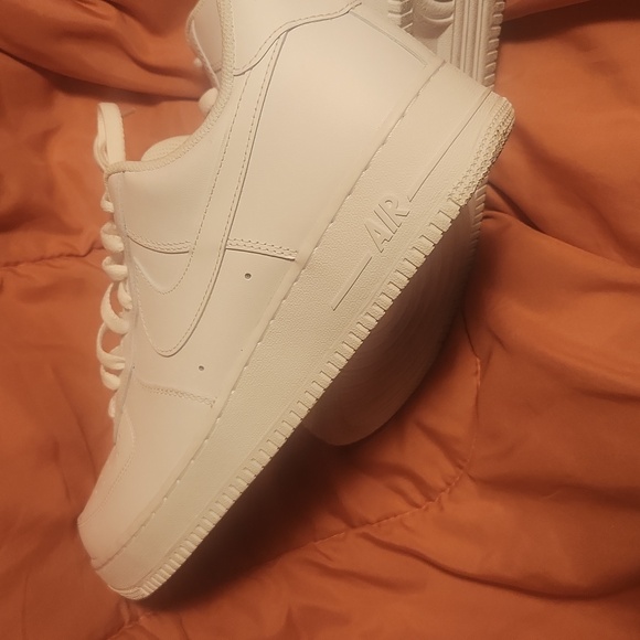 LAST CHANCE$$$ TODAY ONLY..NIKE  AF 1.  MEN SIZE 14 - Picture 5 of 7